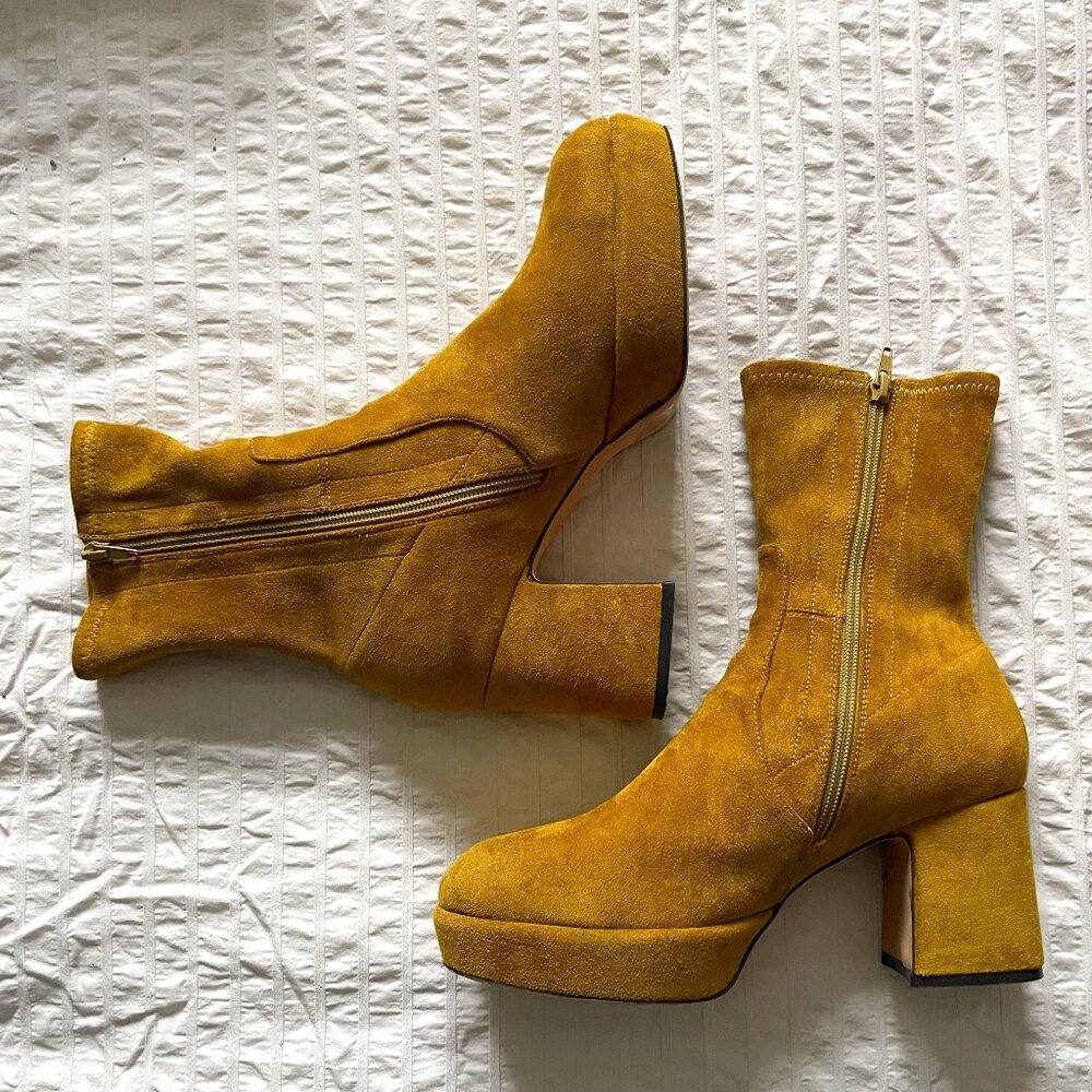 Silent D Otto Platform Bootie in Yellow Suede Sz 41/11